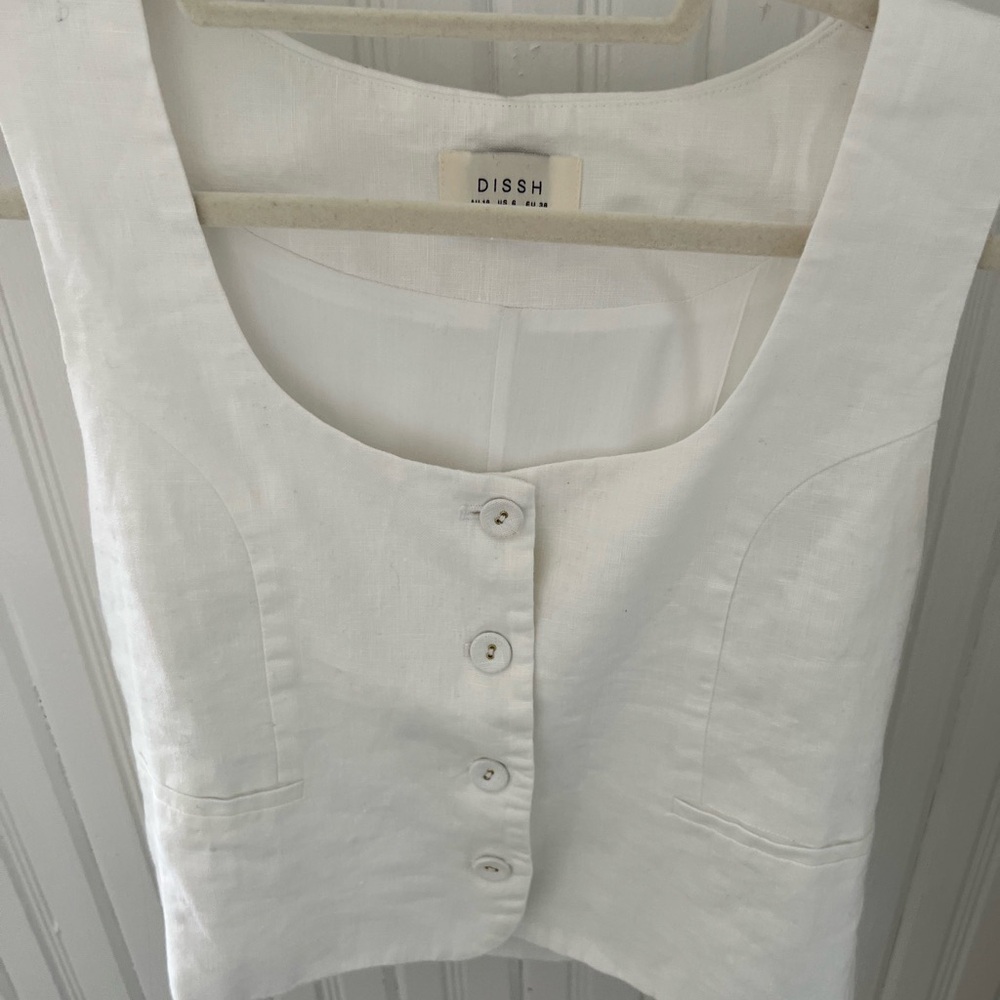 DISSH Women's Cream Button-Up Blouse